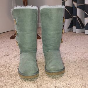 ugg sea green
